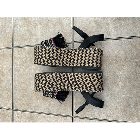 Schutz Sandals - Picture 10 of 14